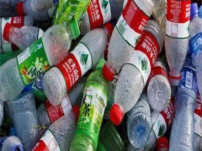 Stroj za drobljenje in pranje PET steklenic